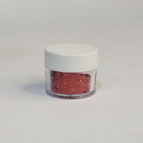 رنگ اکلیلی دانه‌درشت قرمز متالیک ۲۰ گرمی – اکلیل براق مخصوص رزین اپوکسی و شمع‌سازی از هنری شادی